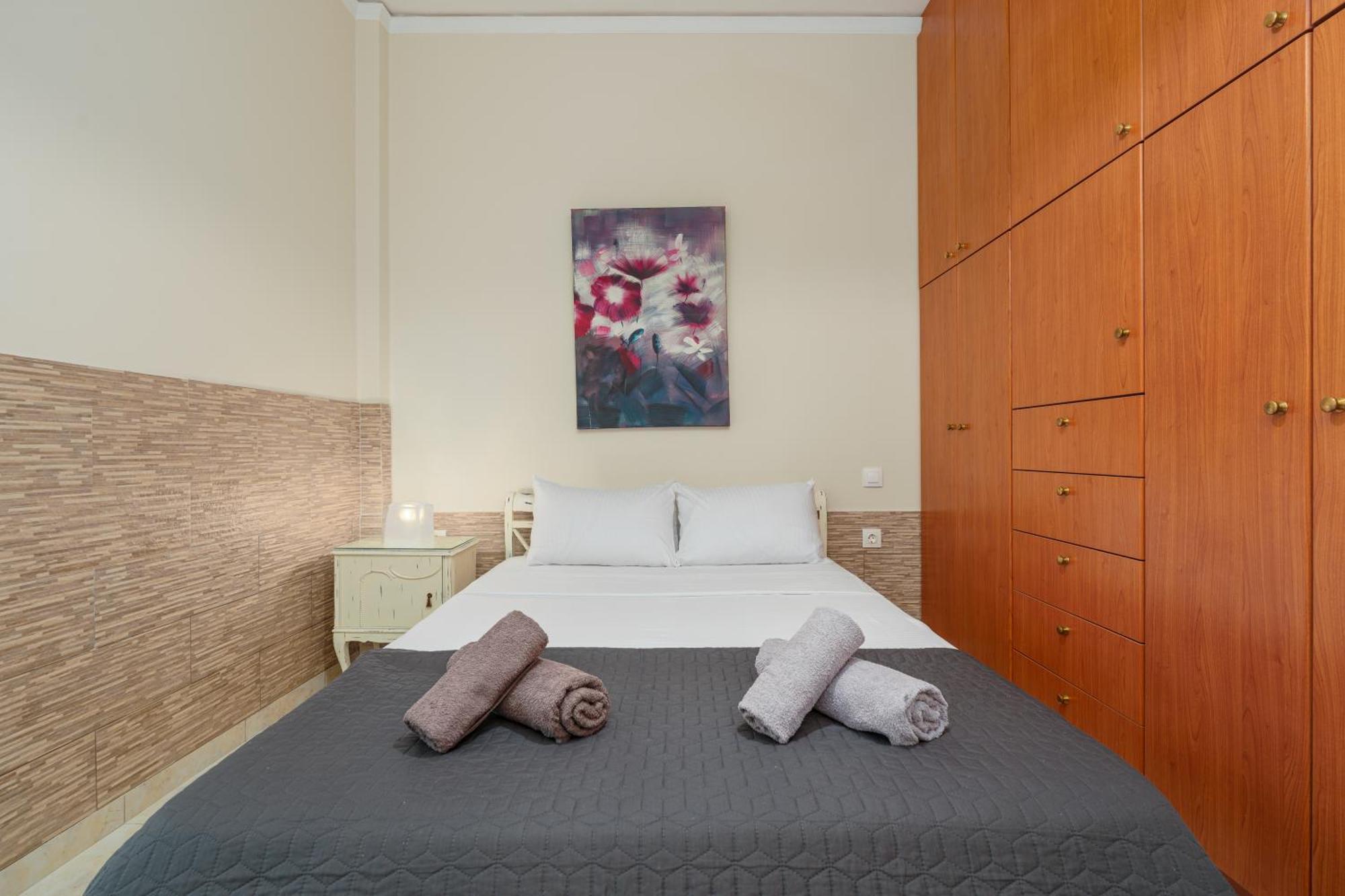 Nostos Apartment, With A Spacious Backyard 阿特米达 外观 照片