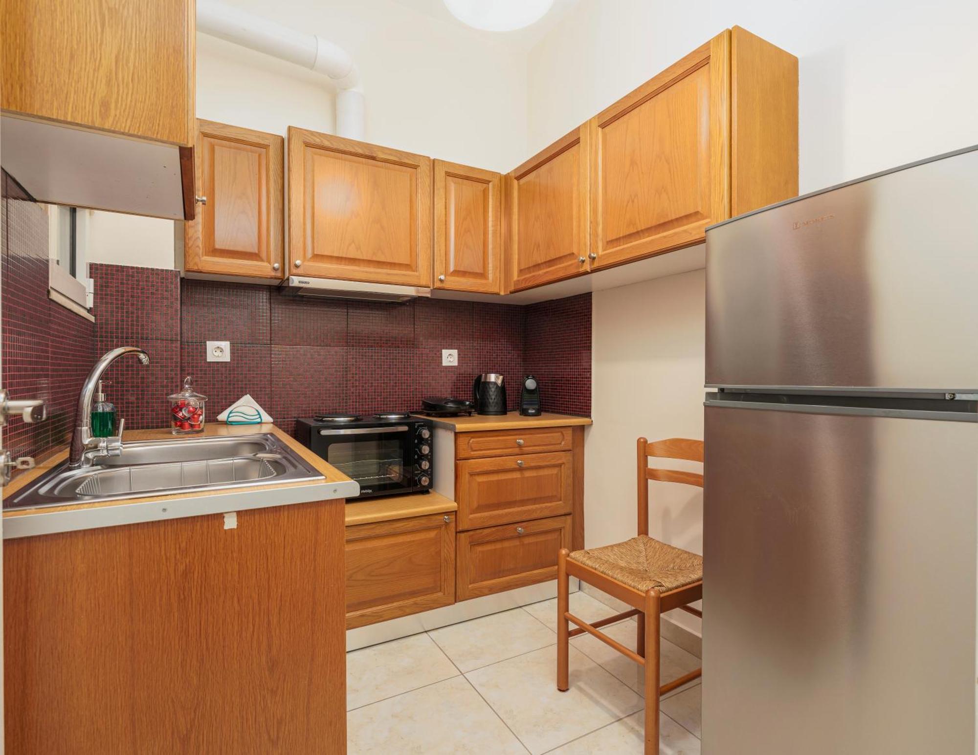 Nostos Apartment, With A Spacious Backyard 阿特米达 外观 照片